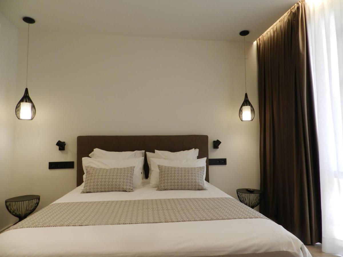 Hotel Manel マルトレル エクステリア 写真