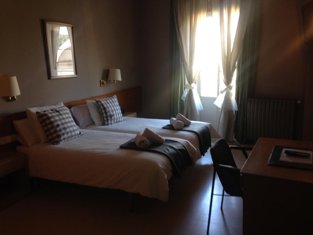 Hotel Manel マルトレル 部屋 写真